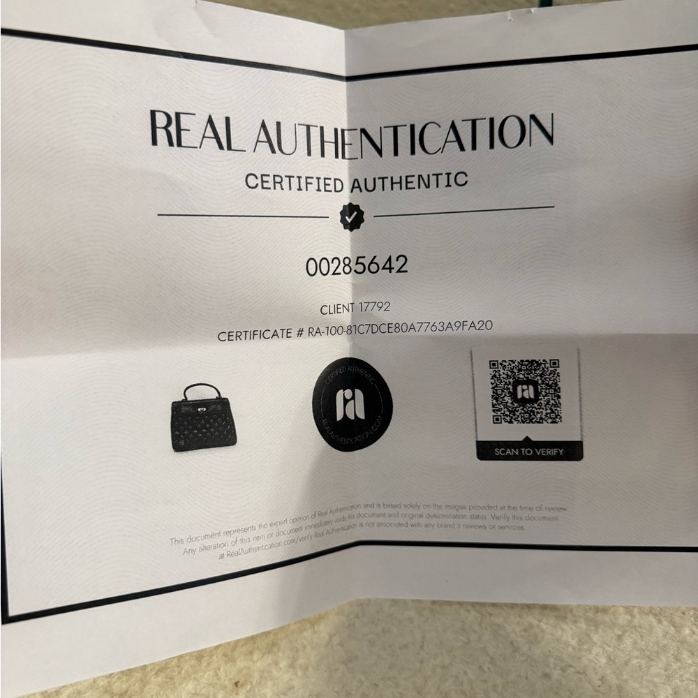 Givenchy Vintage Quilted Green Top-Handle Satchel with Gold Hardware - Picture 16 of 16